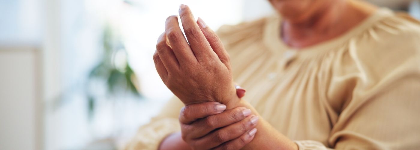 Glükozamin és kondroitin: mit tud ez a két ízületvédő, és mikor érdemes szedni?