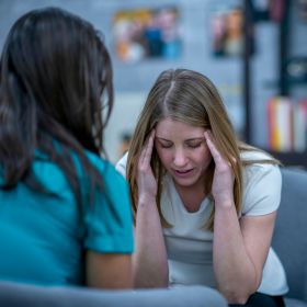 Stressz és álom: 7 gyógytea, amely természetesen segít ellazulni és nyugodtan aludni